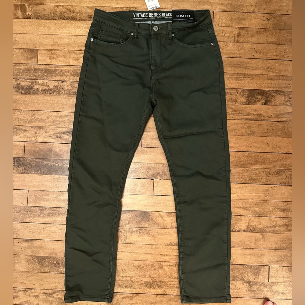Slim Green Jeans with Smooth Texture